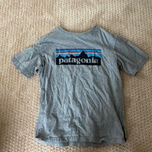 Patagonia size L boys shirt